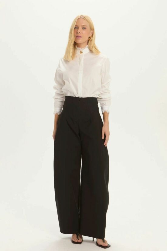 Imagem de Calça Giulia Preta Le Blog